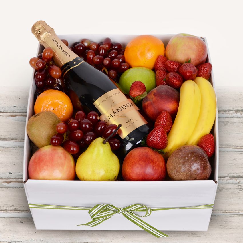 Classic Fruit Box with Chandon